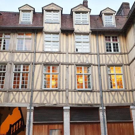 Ancien Hotel Particulier - Pl Du Vieux Marche 4 Pers Rouen Dış mekan fotoğraf